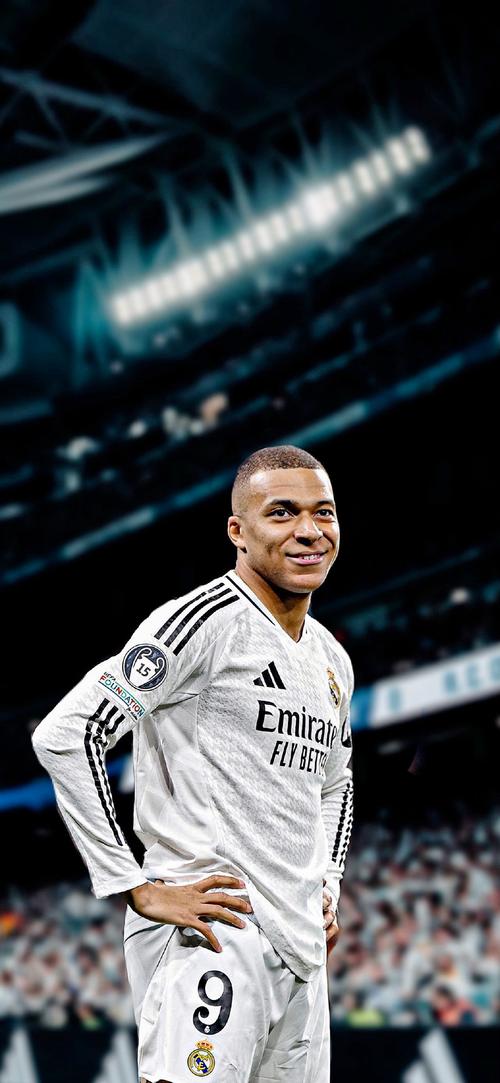 记者：阿什拉夫决定不进行手术治疗，他想参加非洲杯揭幕战