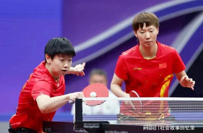 舞台上的实 舞台上的实